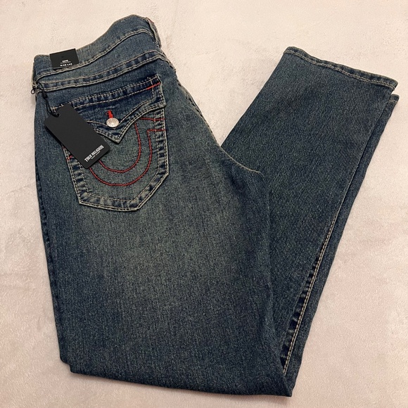 True Religion Men's Size 36 X 32 Relaxed Slim Blue Denim  MSRP $199.00 - Picture 1 of 11